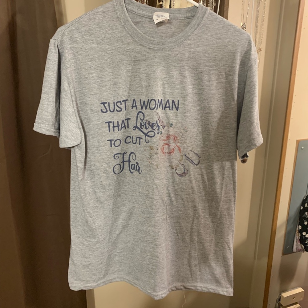 Hairstylist T-shirt ✨